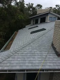 A roof that has been cleaned and is ready for the winter.